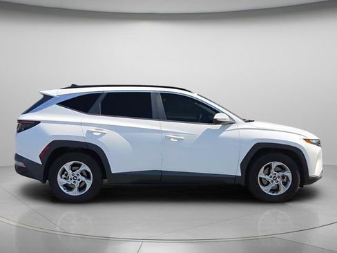 Used 2023 Hyundai Tucson SEL FWD image 8