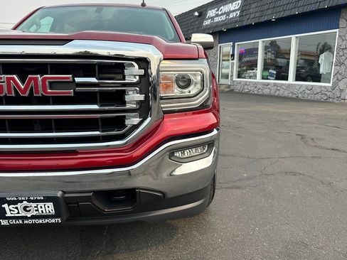Used 2018 GMC Sierra 1500 SLT w/ SLT Premium Package AWD/4WD image 3