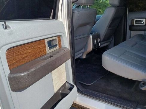 Used 2013 Ford F150 Lariat w/ Mid Equipment Group image 18