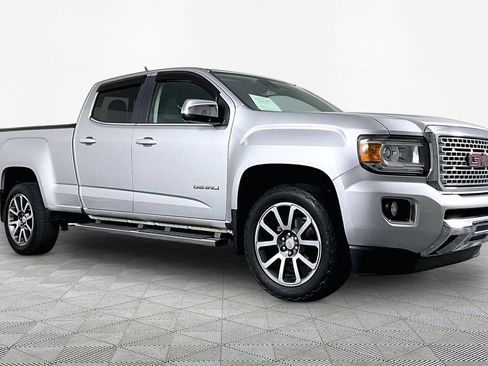 Used 2017 GMC Canyon Denali AWD/4WD image 3
