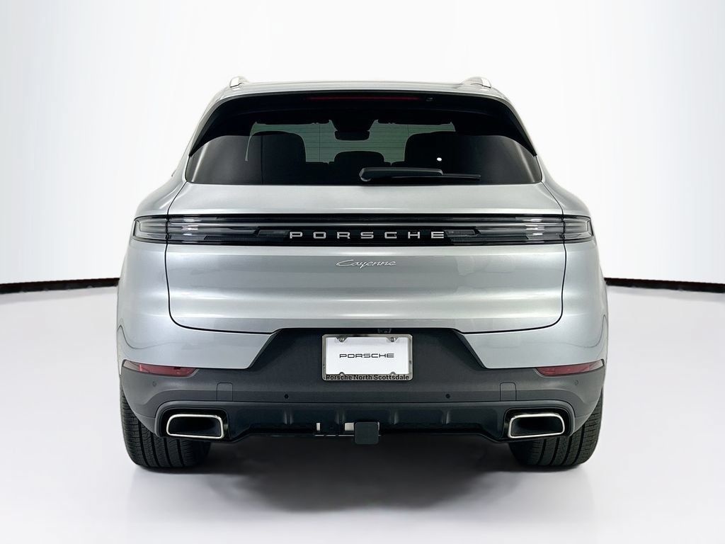 Used 2026 Porsche Cayenne AWD/4WD image 6