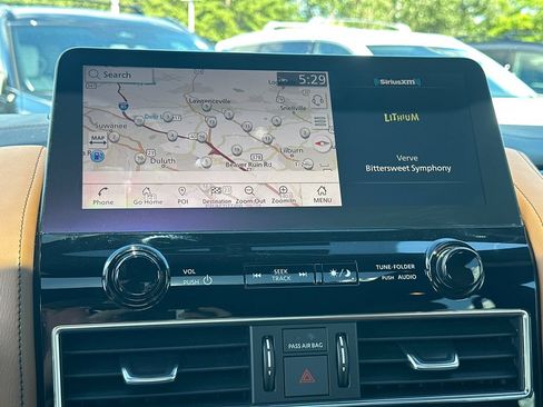 Used 2022 INFINITI QX80 Sensory w/ All-Season Package AWD/4WD image 26