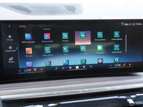 Used 2025 BMW X5 xDrive40i image 25