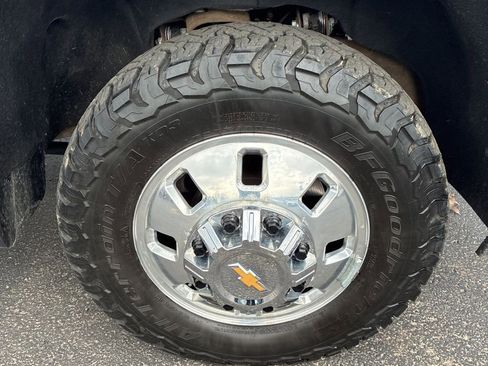 Used 2024 Chevrolet Silverado 3500 High Country w/ High Country Premium Package image 14