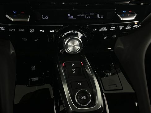 Used 2025 Acura MDX w/ Technology Package image 17