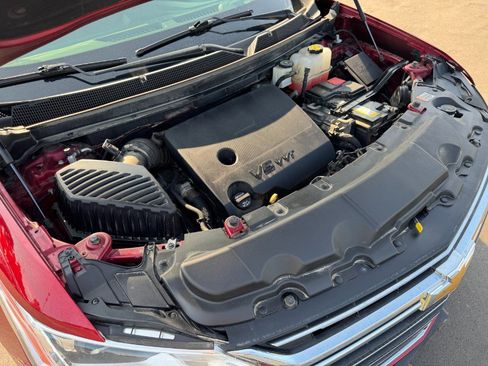 Used 2021 Chevrolet Traverse LT AWD/4WD image 27