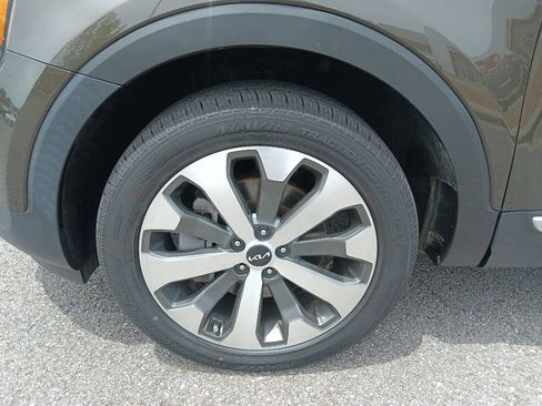 Used 2022 Kia Telluride S FWD image 10