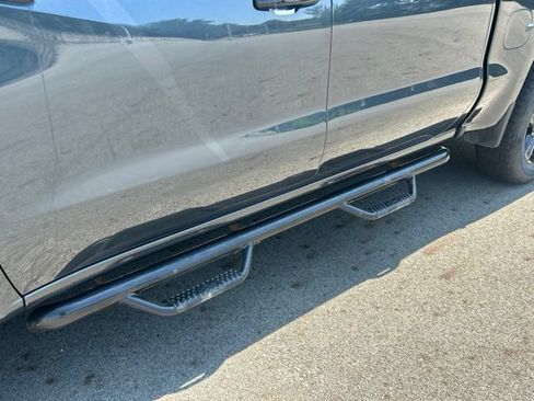 Used 2021 Chevrolet Silverado 1500 LT Trail Boss w/ Convenience Package II AWD/4WD image 16