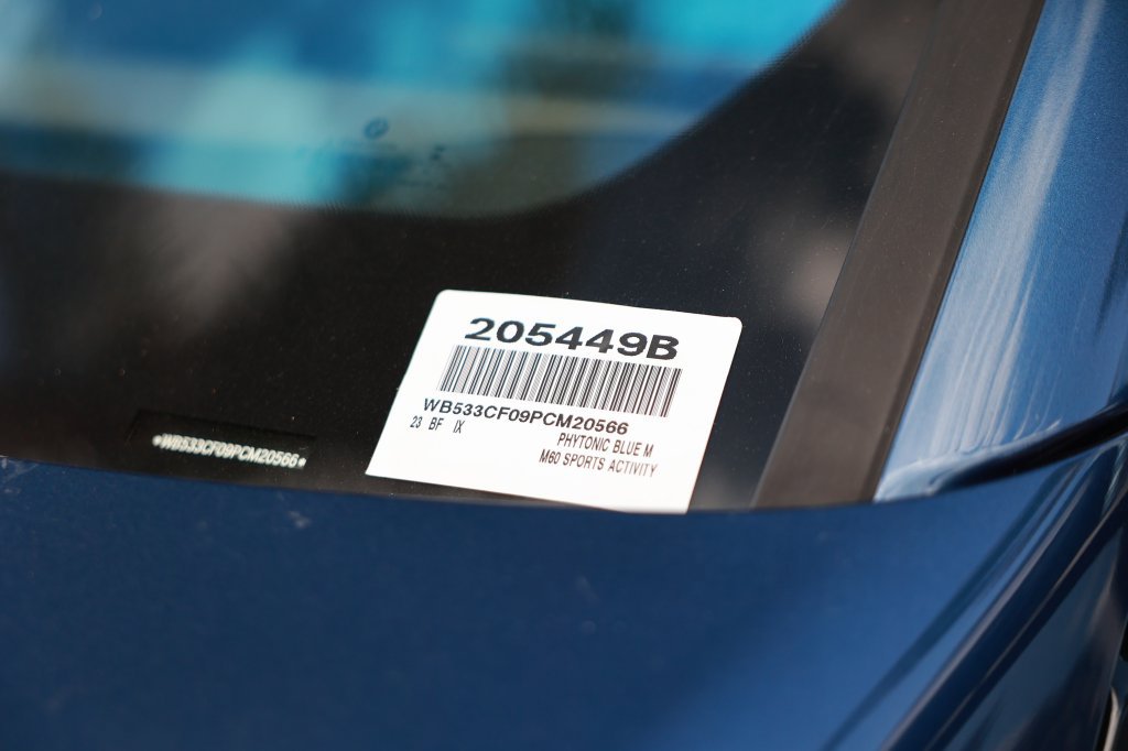 Used 2023 BMW iX M60 w/ Executive Package AWD/4WD image 44