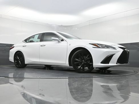 Used 2023 Lexus ES 350 F Sport w/ Accessory Package (Z2) FWD image 27