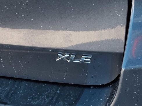 Used 2015 Toyota Sienna XLE Premium image 33