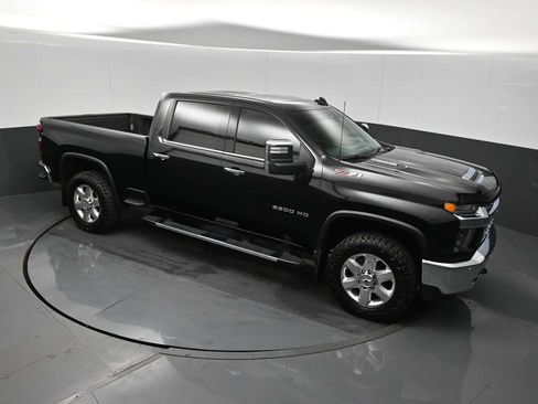 Used 2020 Chevrolet Silverado 2500 LTZ w/ LTZ Plus Package AWD/4WD image 11