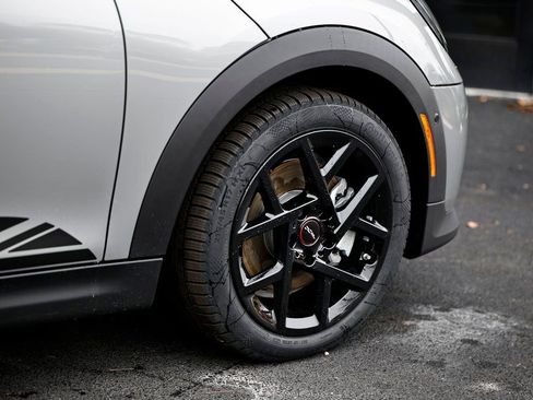 New 2026 MINI Cooper 2-Door Hardtop image 5