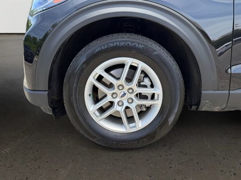 Used 2025 Ford Explorer Active RWD image 10