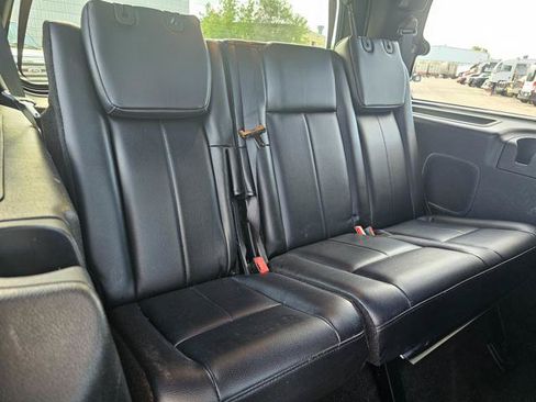 Used 2016 Ford Expedition XLT w/ Equipment Group 202A AWD/4WD image 27
