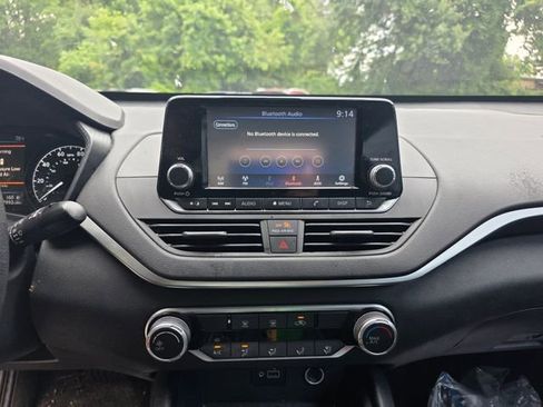 Used 2021 Nissan Altima 2.5 S FWD image 9