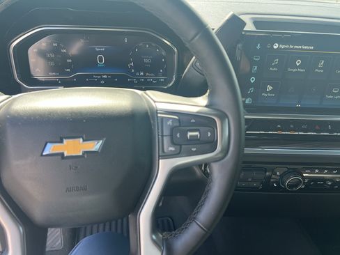 Used 2025 Chevrolet Silverado 1500 LT AWD/4WD image 15