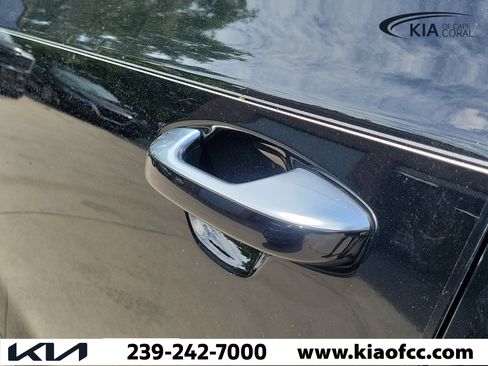 Certified 2023 Kia Telluride S FWD image 9