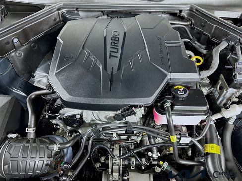 Certified 2023 Kia Stinger GT-Line w/ Sun & Sound Package image 31