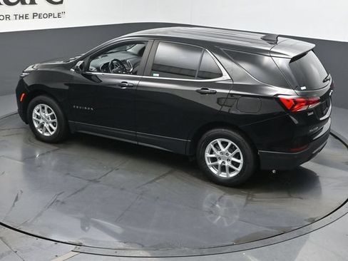 Used 2022 Chevrolet Equinox LT AWD/4WD image 42