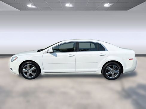 Used 2010 Chevrolet Malibu LT w/ Interface Package FWD image 2