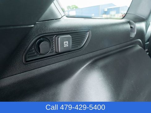 Used 2025 Jeep Grand Cherokee Altitude AWD/4WD image 37