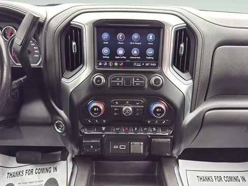 Used 2022 Chevrolet Silverado 2500 LTZ w/ LTZ Convenience Package image 16