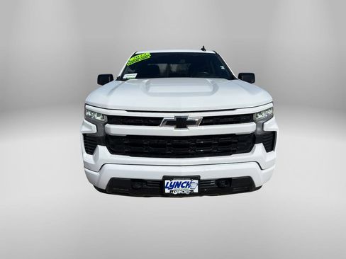 Used 2024 Chevrolet Silverado 1500 RST w/ Z71 Off-Road Package AWD/4WD image 8