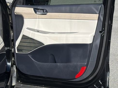 Used 2021 Hyundai Palisade Limited image 14