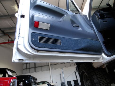 Used 1992 Ford Bronco image 52