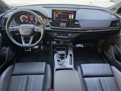 Used 2025 Audi SQ5 Premium Plus image 16