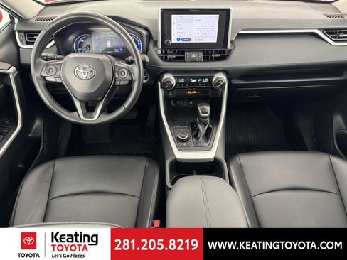 Certified 2024 Toyota RAV4 XLE Premium AWD/4WD image 25
