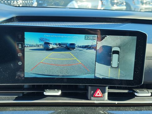 New 2025 Kia Carnival SX Prestige image 16