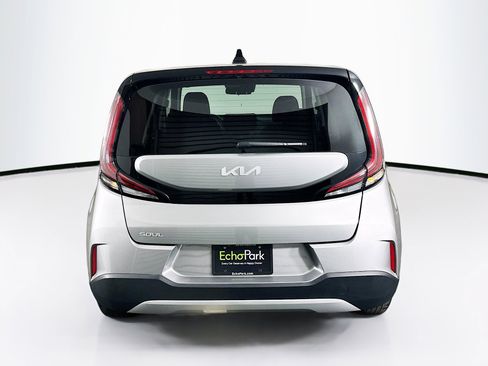 Used 2025 Kia Soul LX w/ LX Technology Package image 7