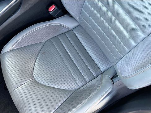 Used 2019 Toyota Avalon Touring w/ Advanced Safety Package FWD image 20