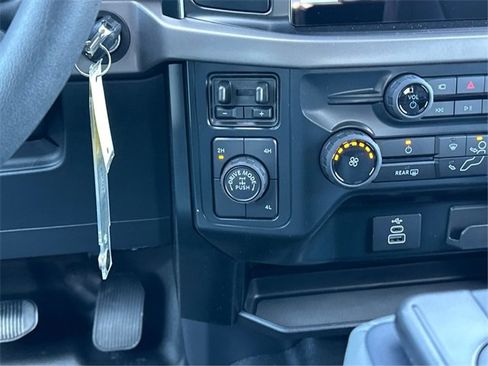 New 2025 Ford F150 XL w/ Equipment Group 103A High image 24