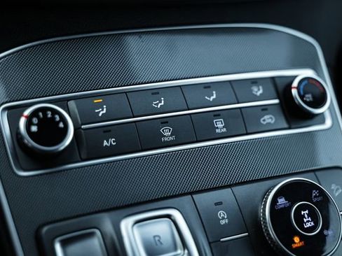 Used 2022 Hyundai Santa Fe SEL image 37