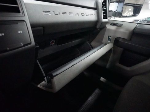 Used 2021 Ford F250 XL w/ Power Equipment Group RWD image 29