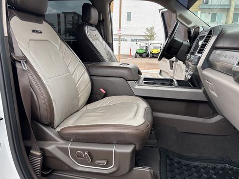 Used 2019 Ford F350 Limited image 28