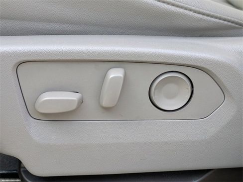 Used 2024 GMC Sierra 1500 SLT image 21