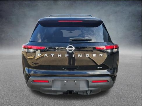 Used 2022 Nissan Pathfinder SV w/ SV Premium Package FWD image 8