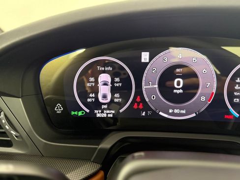 Certified 2025 Porsche 911 Carrera RWD image 24