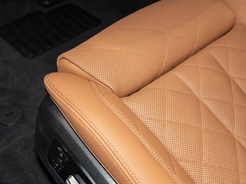 New 2026 BMW X6 M60i image 18