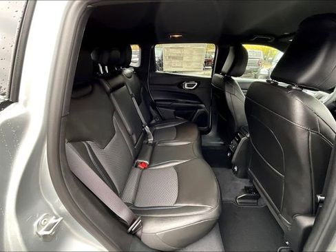 New 2025 Jeep Compass Latitude w/ Altitude Special Edition image 21