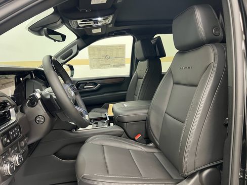 New 2026 GMC Yukon XL Denali w/ Advanced Technology Package AWD/4WD image 6