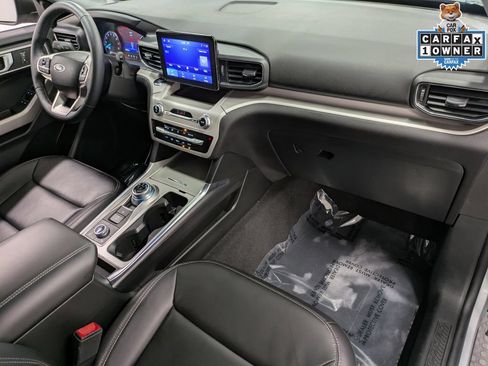 Certified 2023 Ford Explorer XLT w/ Equipment Group 202A AWD/4WD image 32