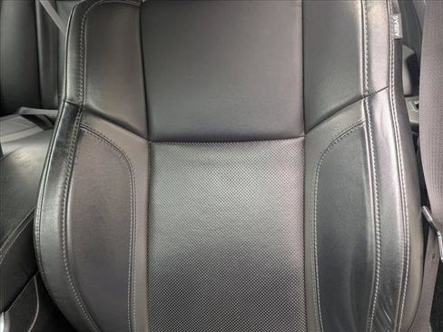 Used 2017 Dodge Charger R/T w/ Plus Group image 12