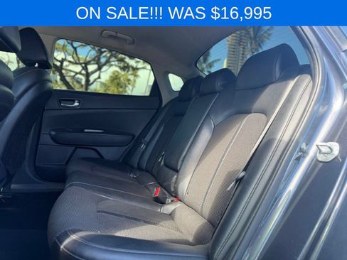 Used 2019 Kia Optima S FWD image 15
