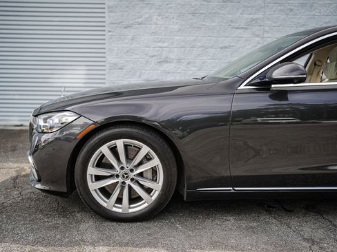 Used 2022 Mercedes-Benz S 500 4MATIC image 11