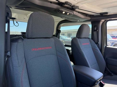 New 2025 Jeep Wrangler Rubicon w/ Convenience Group image 25